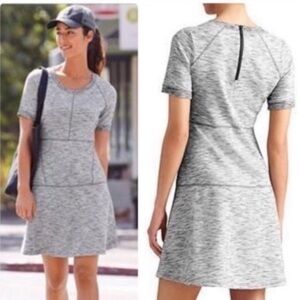 Athleta En Route Fit Flare Casual Dress Size M